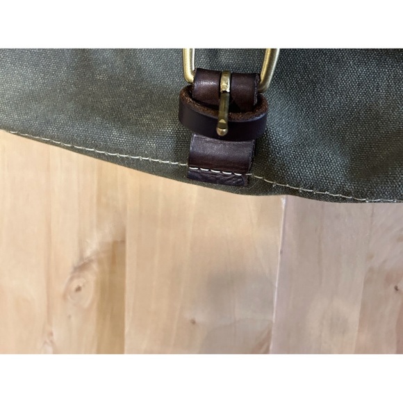 Orox Crossbody Satchel - Picture 14 of 15